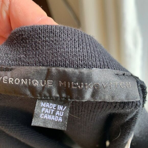 Veronique Miljkovitch skirt, EUC, black knit, gold, sz s, pull on, knee  length - Picture 6 of 16